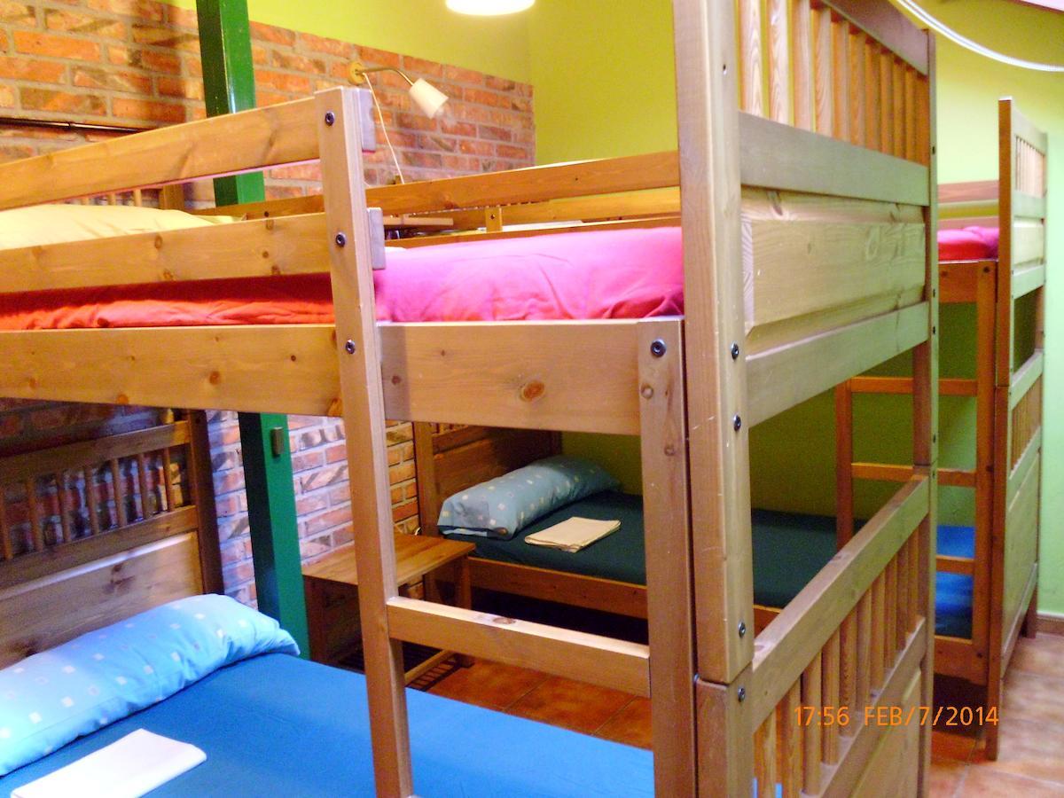 Albergue Pena Castil Hostel Сотрес Екстериор снимка